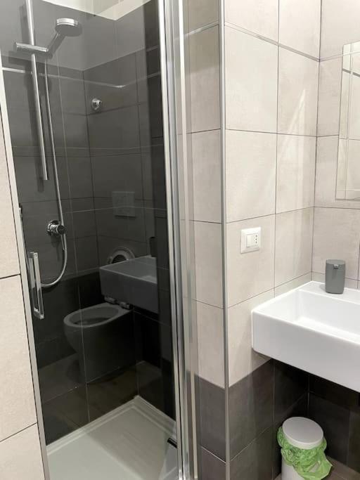 Domus Art Suites Merulana Roma Ngoại thất bức ảnh