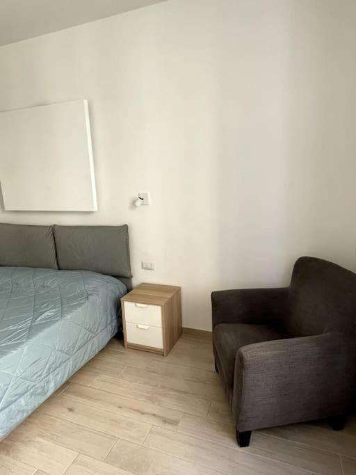 Domus Art Suites Merulana Roma Ngoại thất bức ảnh