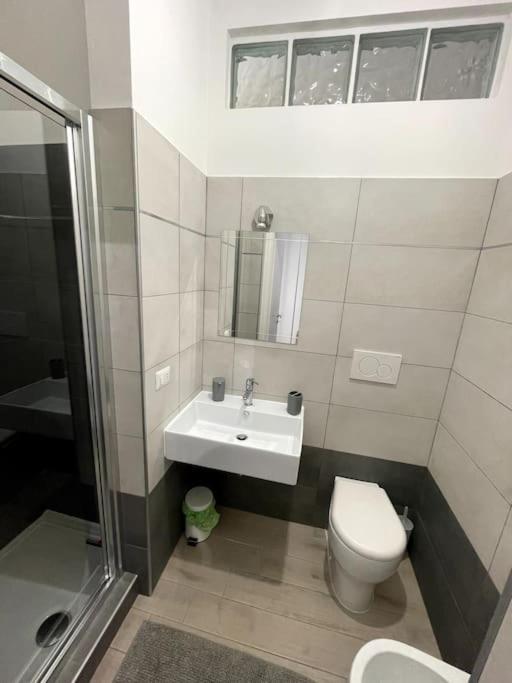 Domus Art Suites Merulana Roma Ngoại thất bức ảnh