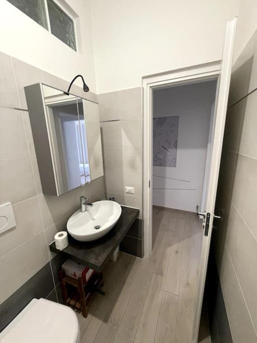Domus Art Suites Merulana Roma Ngoại thất bức ảnh