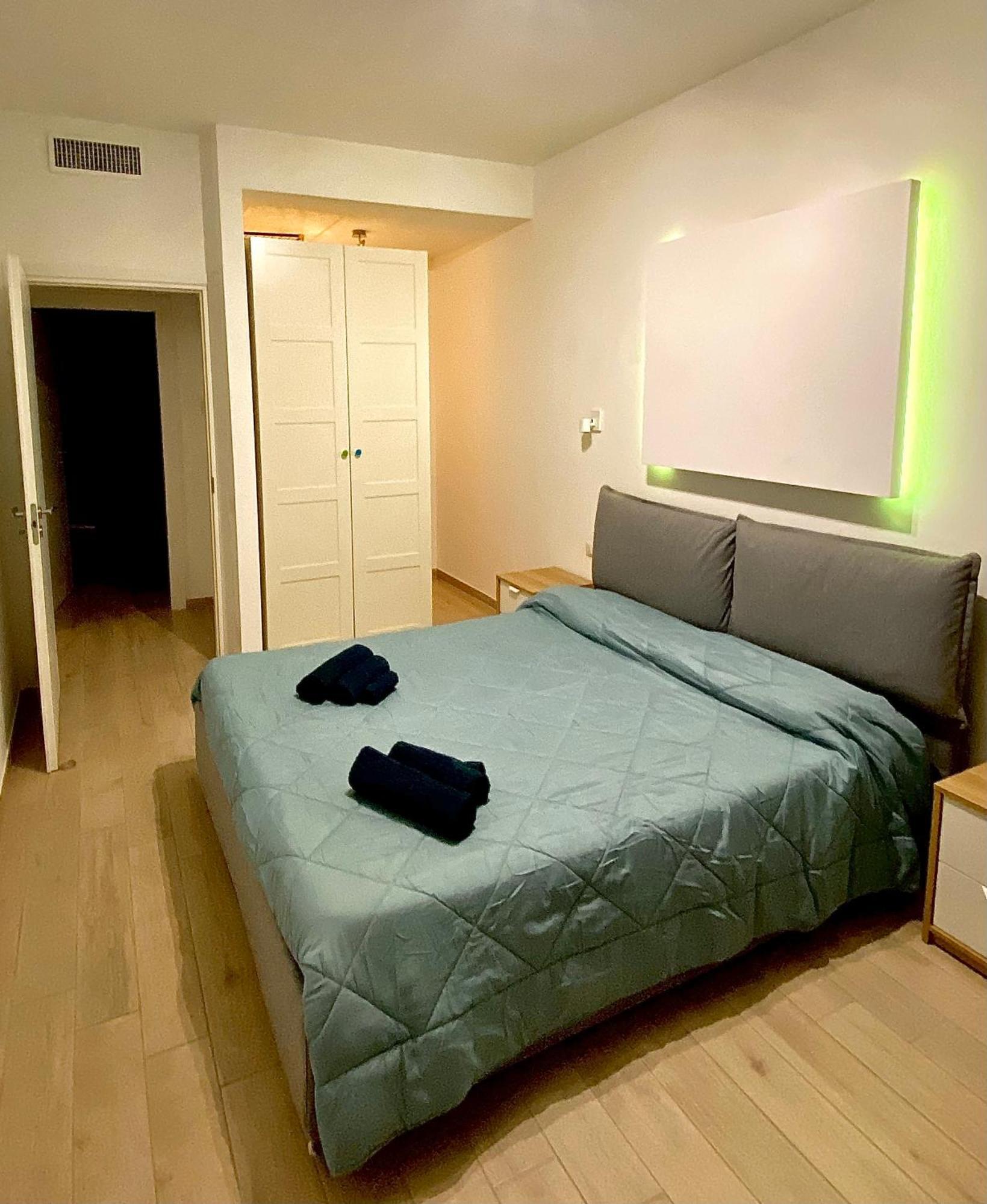 Domus Art Suites Merulana Roma Ngoại thất bức ảnh